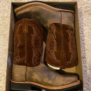 Smoky mountain boots, size 11 1/2, color brown